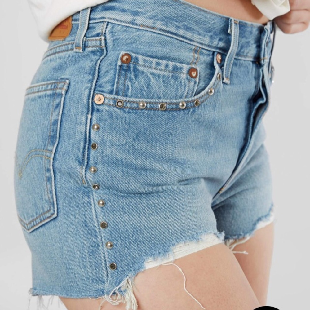 Levi’s 501 short, size 29